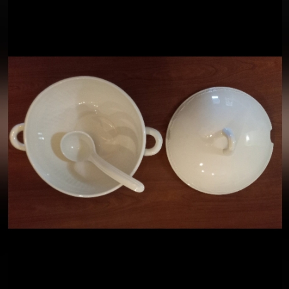 Mikasa Italian Countryside Soup Tureen